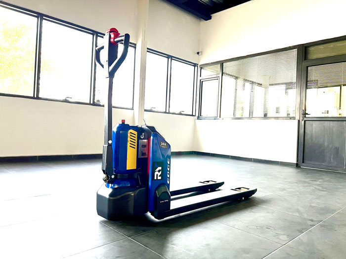 forklift, manlift, personel yükselticiler, transpalet, makaslı platformlar, servis, bakım, onarım, kiralama, satış