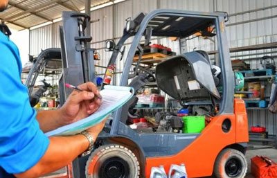 yerinde veya atölyede forklift onarımı ve bakımı, önleyici planlı bakım,  revizyon, arıza hizmetleri, yeniden boyama ve yenileme hizmetleri, forklift servisi, forklift yenileme